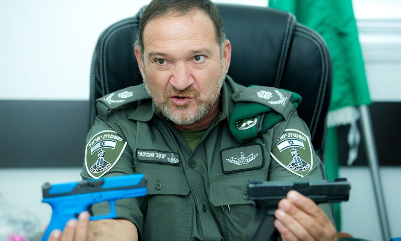 מפקד מג"ב נדבק בקורונה: הנשיא והרמטכ"ל שהו לידו