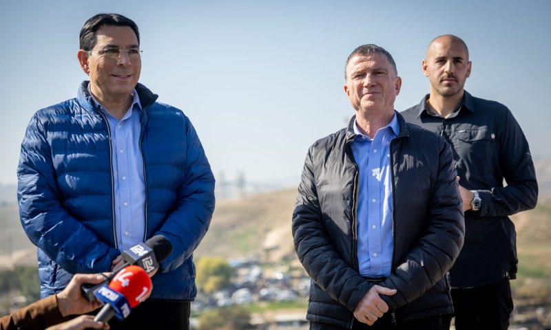 לראשונה: חברי ליכוד ומחנה ממלכתי בהודעה משותפת