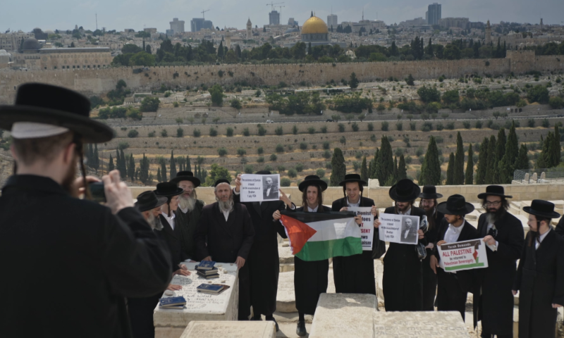 "דה האן: קול מחוץ לזמן" &ndash; דמות שסירבה להיות מוגדרת