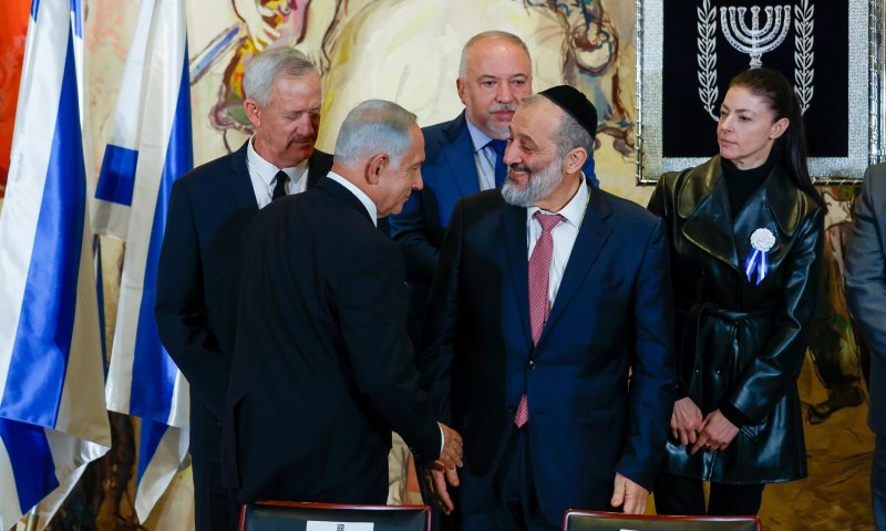 סקר מנדטים: הליכוד נחלש, גנץ והחרדים ללא שינוי