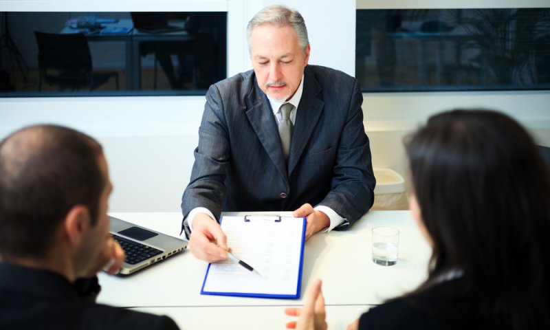 "הסכם לכבוד הדדי" &ndash; חתול בשק שמוכרים לחתנים לעתיד