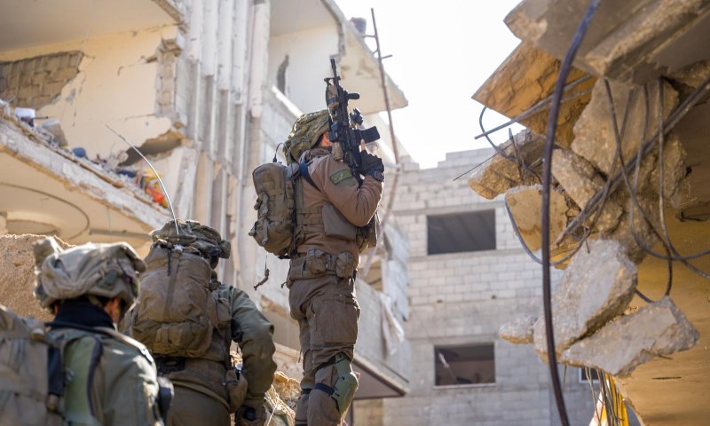 לוחמי הקומנדו מרחיבים את הלחימה בחאן יונס. צפו