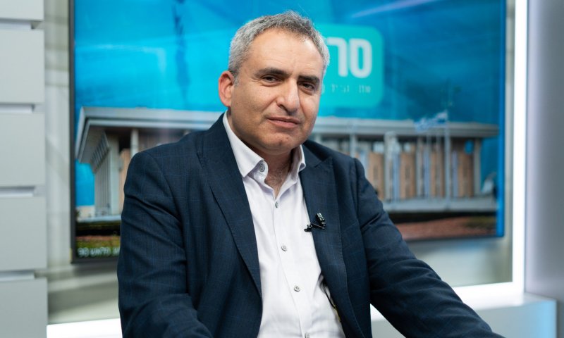 אלקין לסרוגים: 'העולם רואה איך ביידן מתייחס אלינו'