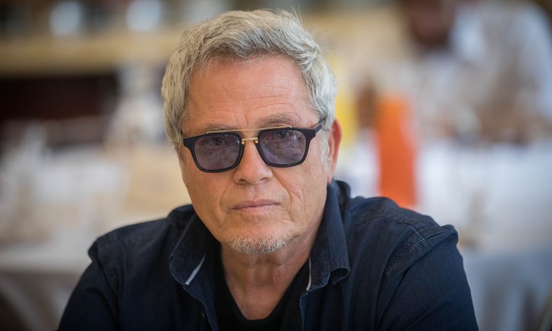 בגלל הליך רפואי: שלמה ארצי מבטל את ההופעה בקיסריה