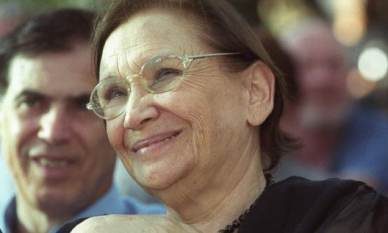 "אפרופו ברדוגו": אריאל הורביץ בסיפור על נעמי שמר