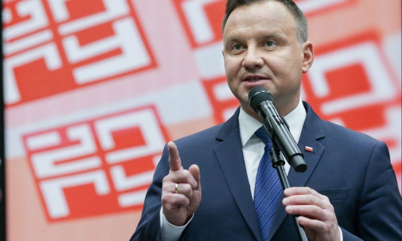 לאכזבת ישראל: נשיא פולין אישר את חוק השואה