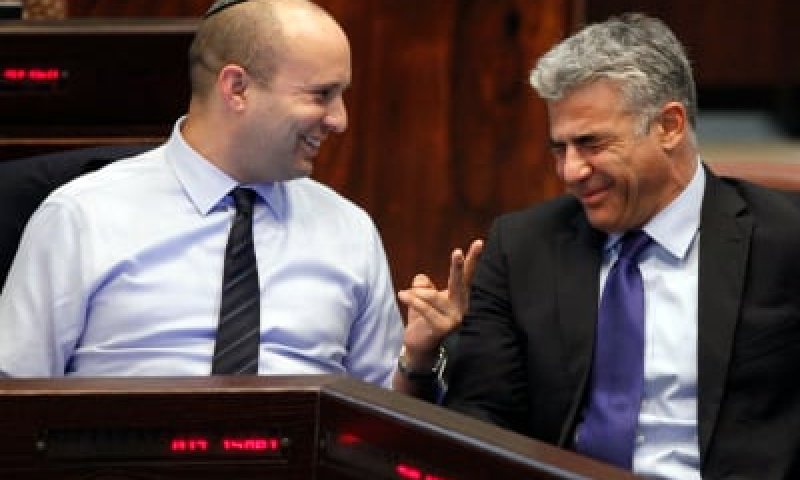 מוחקים את החוק האחרון של תקופת לפיד