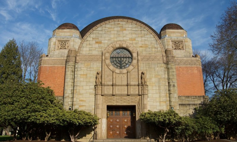 רב בית הכנסת בטקסס: "הזמנתי מחבל לתפילה"