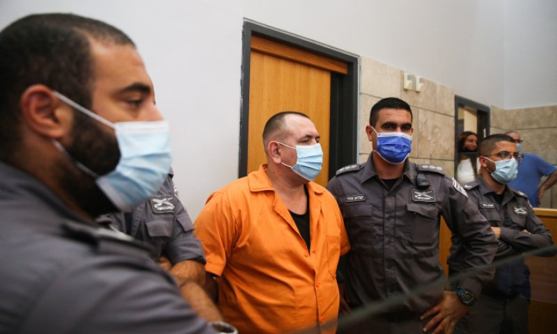 &rlm;אחרי 15 שנה: זדורוב ישוחרר למעצר בית