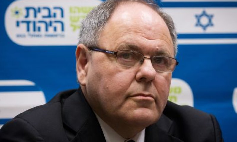 "מי שמחפש מחיאות כפיים שיופיע בפני קהל משוכנע"