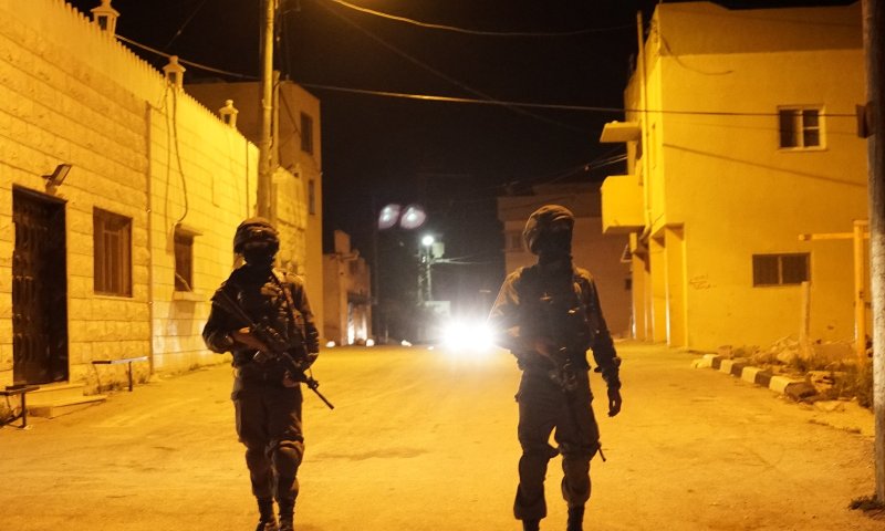 צפו: כוחות צה"ל פועלים בכפר ממנו יצא המחבל