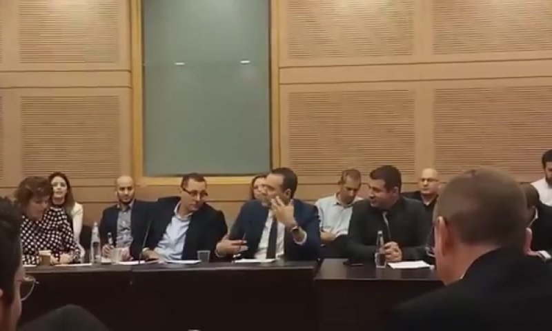 זו הצעת הפשרה של הליכוד; בכחול לבן סירבו