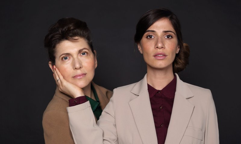 לא רק מייגן: איך נראות הכוכבות בסטייל בריטי?&bull; צפו