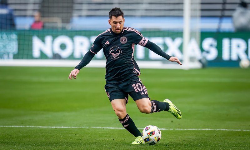 לראשונה בחייו: מסי ישחק מול קבוצת נעוריו