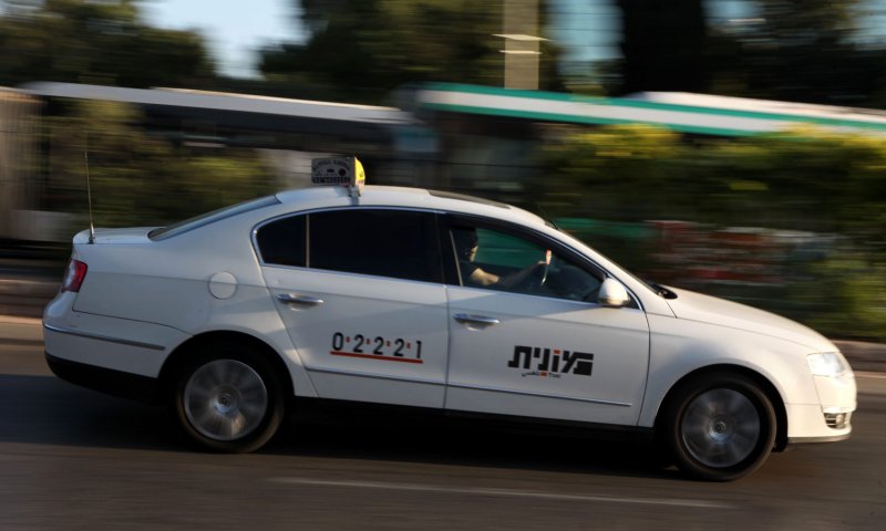 נעצרו 2 חשודים נוספים בתקיפת נהג מונית בהפגנה