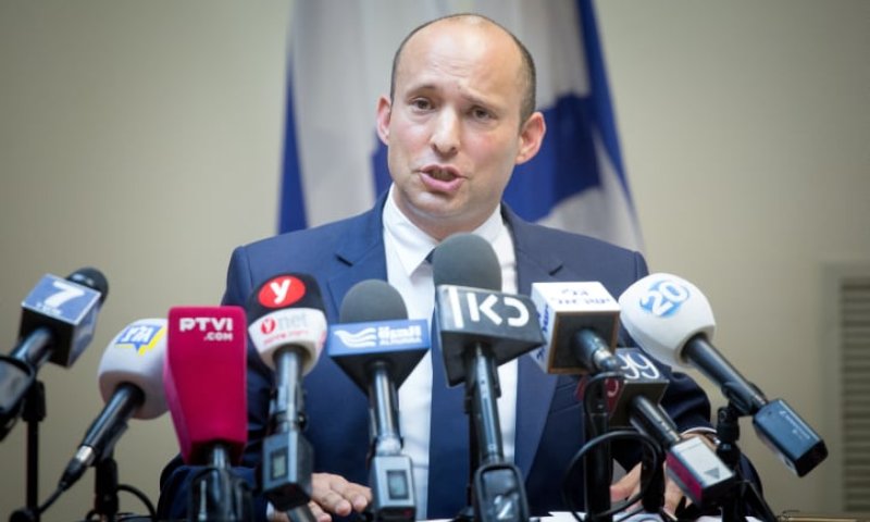 בנט מחריף עמדות: "לא ליד, צריך לירות במחבלים"