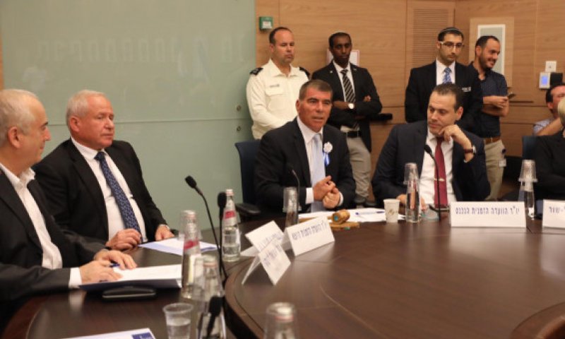 אחרי 7 חודשים: הכנסת תדון על הנגשת מערת המכפלה