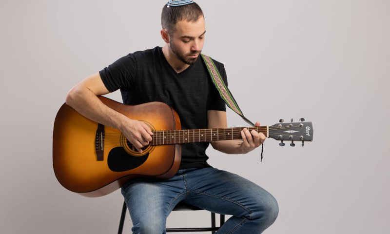 עלי הרטום בסינגל חדש: "רצף"