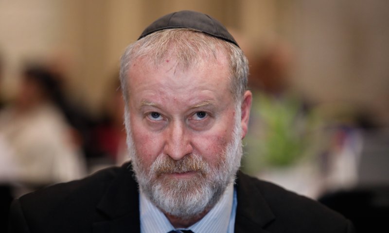 מנדלבליט: לא לתת לנתניהו לקבל מימון למשפט