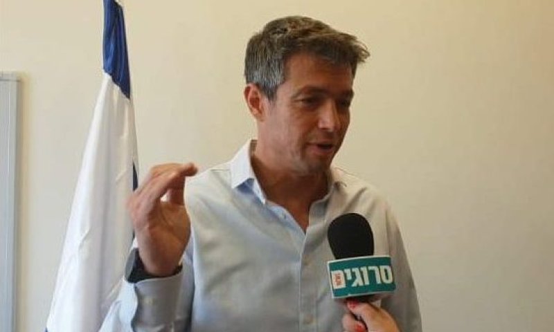 יועז הנדל: "אני חייב לשבור את התדמית של הסאחי"