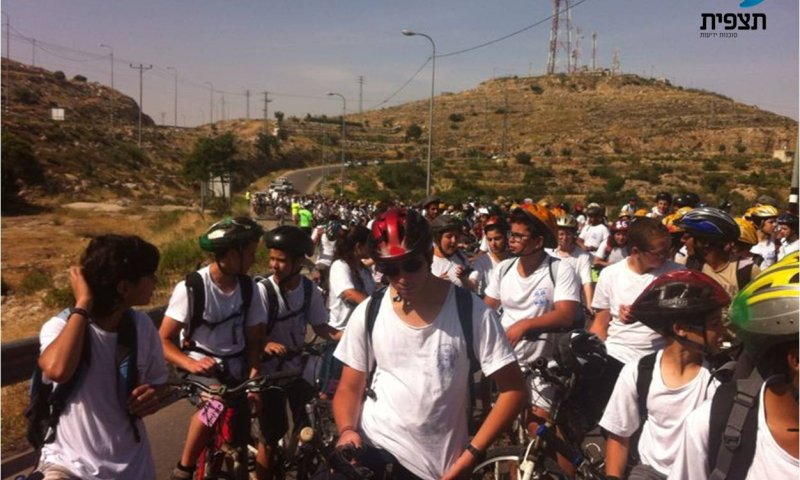 צפו: 500 רוכבי אופניים במסע מחברון לירושלים
