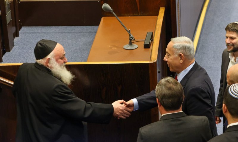 האיום הוסר: הושגה הסכמה תקציבית עם אגודת ישראל