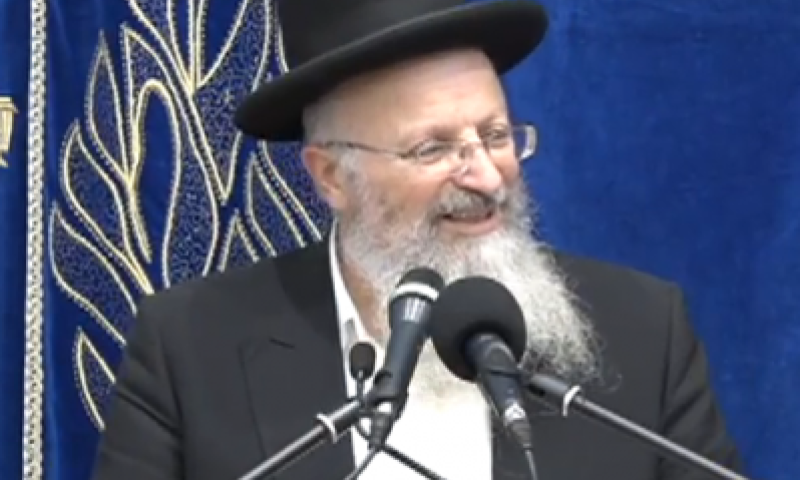 שיעורו השבועי של הרב שמואל אליהו. צפו