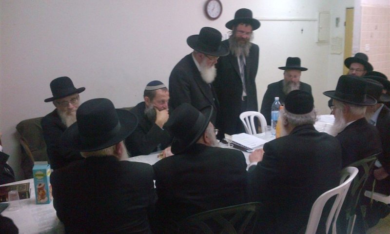 היסטוריה: פגישה משותפת לראשי ישיבות ציוניות וחרדיות