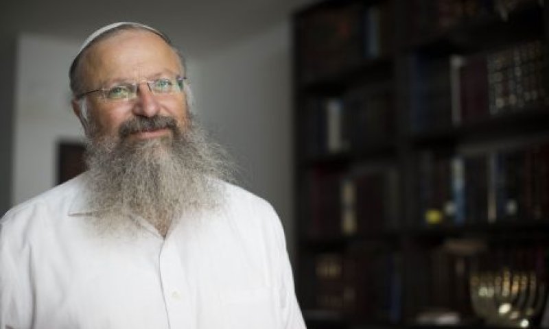 הרב שמואל אליהו במסר לחוקריו של נתניהו