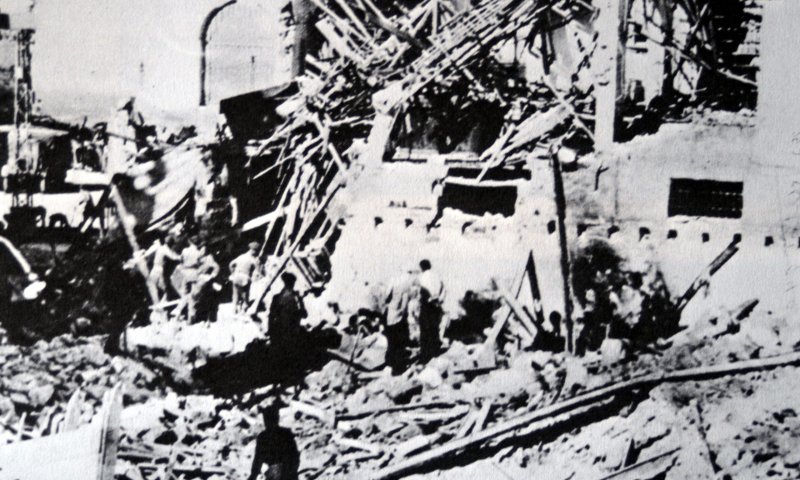 היום בהיסטוריה: לח"י מפוצץ את בניין הסראייה ביפו