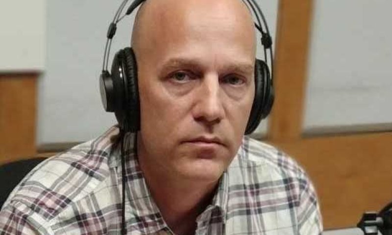 מפתיע: גיא פלג יוצא להגנתו של נתניהו. האזינו