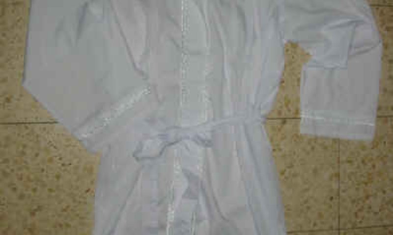 הקיטל ששרד את השואה הועבר למשמרת ב'יד ושם'