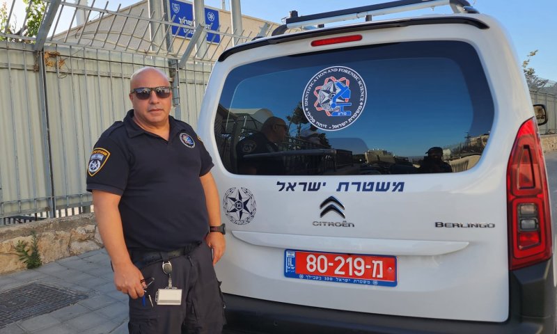 "היו לה נעליים כמו של הבת שלי": ראיון מצמרר עם חוקר שהגיע לזירה