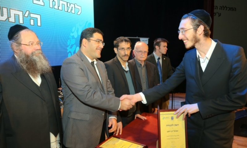 צפו: מצדיעים למתנדבי השירות האזרחי החרדים