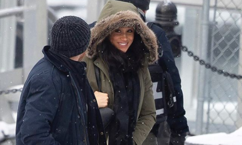 נפרדת מהסטייל המלכותי? מייגן חוזרת ללוק הישן והמוכר