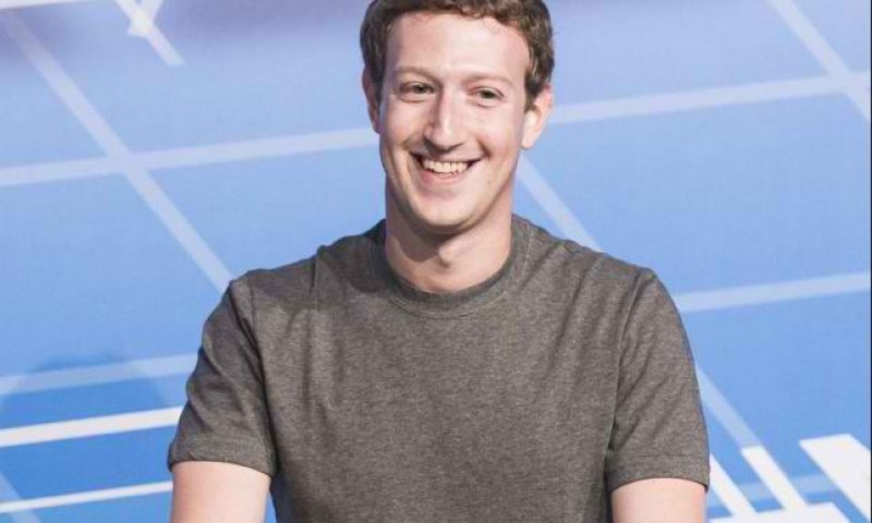 סולחים לו? מייסד פייסבוק מבקש מכם סליחה