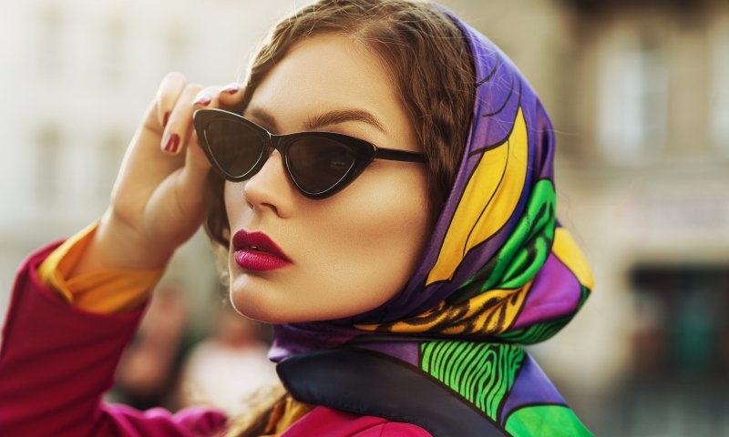 סיפור כיסוי: 7 טיפים מנצחים לבחירת כיסוי ראש