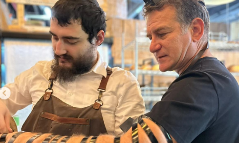 "אידן אין אמריקע": המסע של דני קושמרו ויאיר שרקי