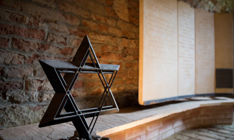 כך נראתה מערכת השעות של ילדי השואה בגטו