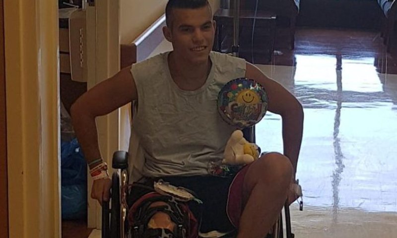 החלום של אופק: לעמוד שוב על שתי רגליים