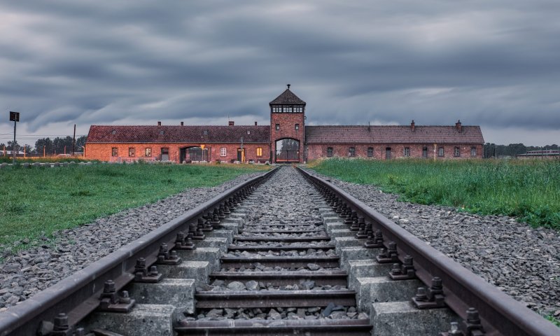 דיווח בפולין: נתניהו לא יגיע לטקס באוושויץ מחשש שייעצר