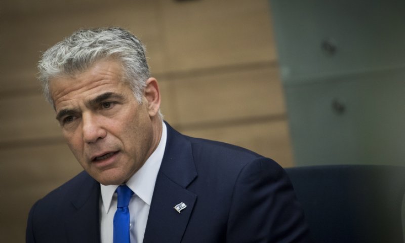 עם יעלון וכחלון ובלי הרצוג: לפיד חושף את כל התכניות