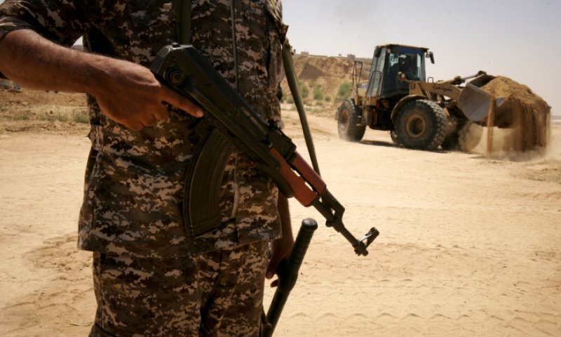 דיווח: מצרים הציבה 40 טנקים בגבול עם עזה