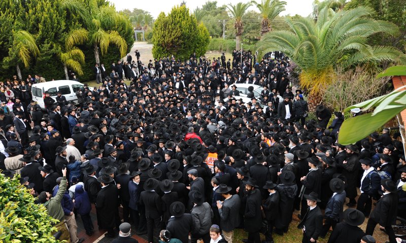 הלווית הרב גריינמן זצ"ל: 8 נפגעים במצב קל