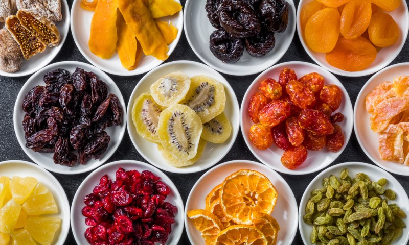 ט"ו בשבט מגיע: מה עדיף לכם פירות טריים או יבשים?