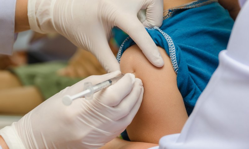 בעקבות אשפוז הילד: קריאות להורים לחסן לחצבת