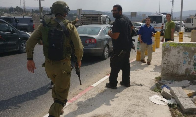 פיגוע דקירה בשומרון; חייל מילואים וצעירה נפצעו