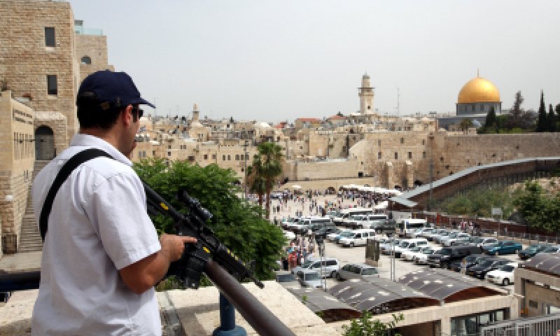יהודי נהרג באירוע ירי ברחבת הכותל המערבי