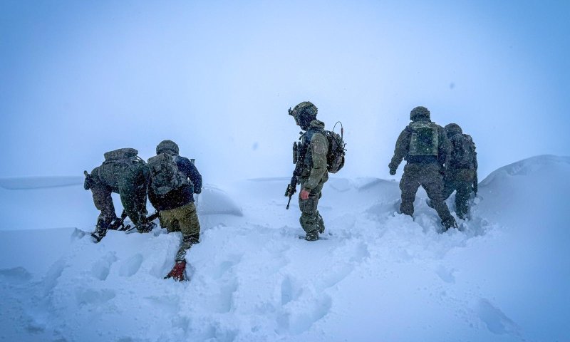 הלוחמים בחרמון: אנחנו בקור ובשלג, אבל לנשים בבית קשה יותר