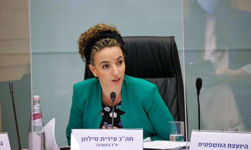 הקואליציה מגיבה: "מי שלא מסכים איתם &ndash; לא לגיטימי"